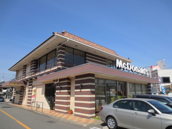 マクドナルド五条桂店(ファストフード)まで800m マンション桂風