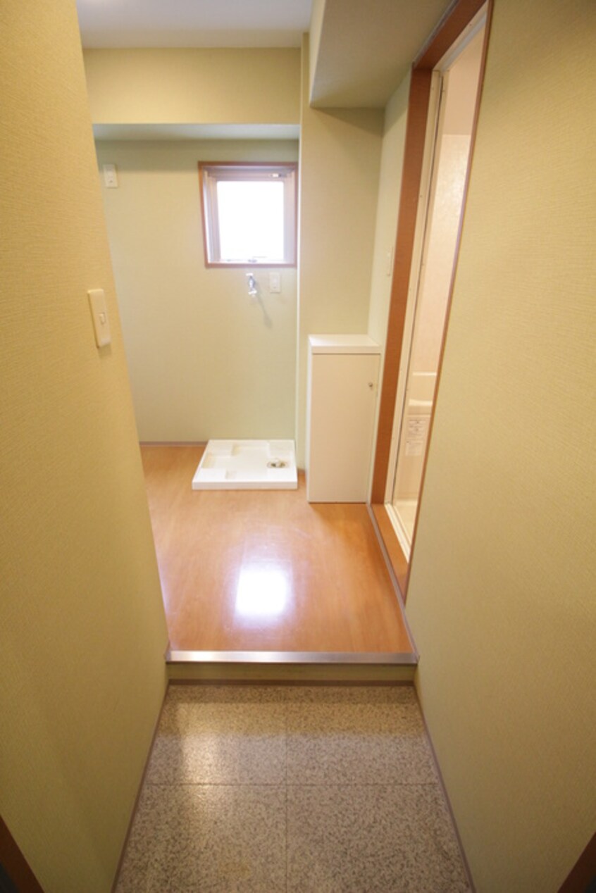 玄関 リオ土佐堀