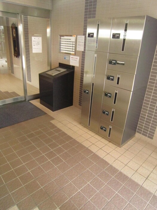 エントランス部分 大晋メゾネ御所西