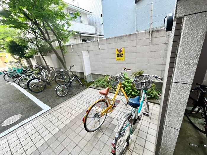 駐輪場 大晋メゾネ御所西
