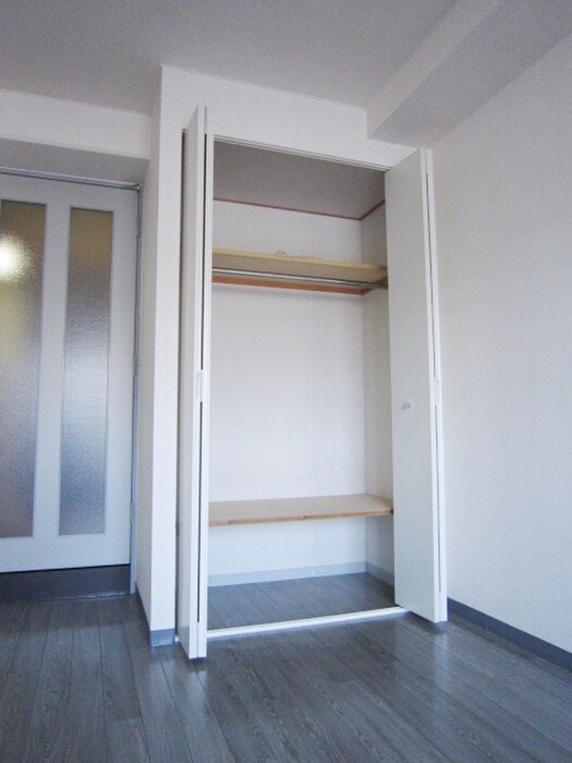 収納 大晋メゾネ御所西