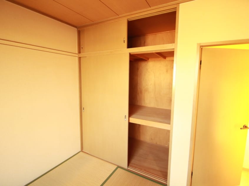 収納 ハ－モニ－マンションＥ棟