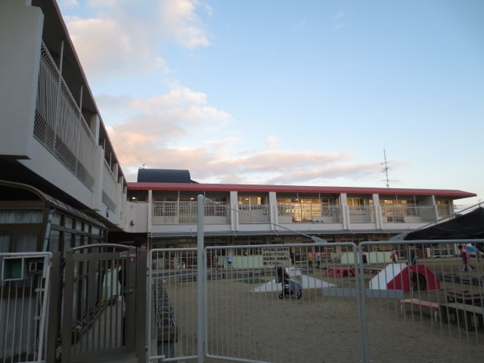 わかくさ保育所(幼稚園/保育園)まで811m ハ－モニ－マンションＥ棟