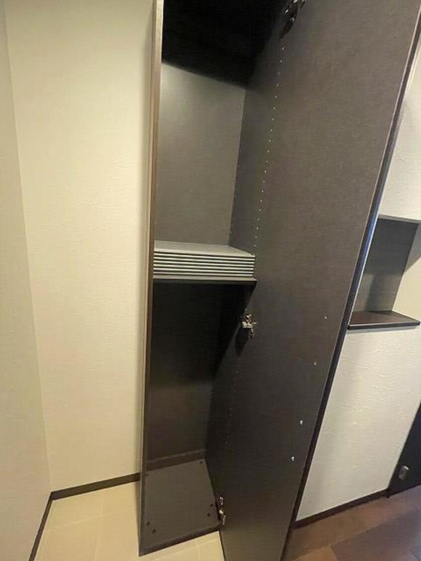 靴箱 chou chou Nakamiya　EAST　