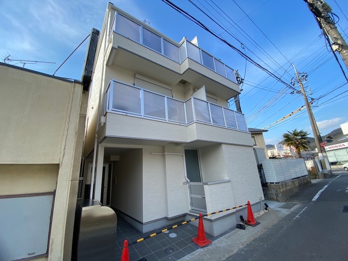 外観写真 山科HATCH京都薬大前