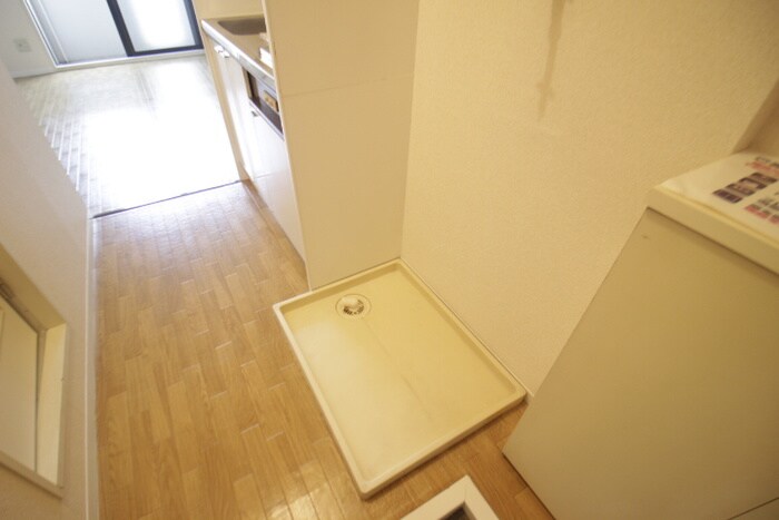 洗濯機置場 ジェネシス板宿