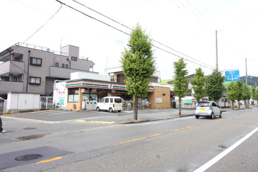 セブンイレブン(コンビニ)まで2800m 中山桜台２丁目戸建