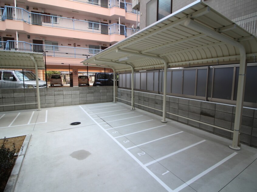 駐輪場 ルミエールJR八尾