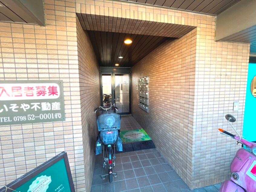 エントランス部分 ＣＡＳＡＶＩＥＮＴＯ