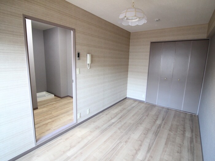 居室 ＣＡＳＡＶＩＥＮＴＯ