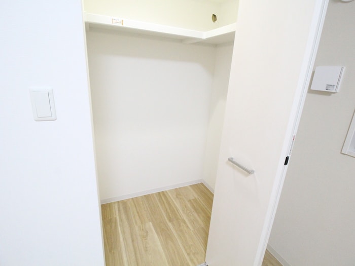 収納 グリーナリー江坂公園