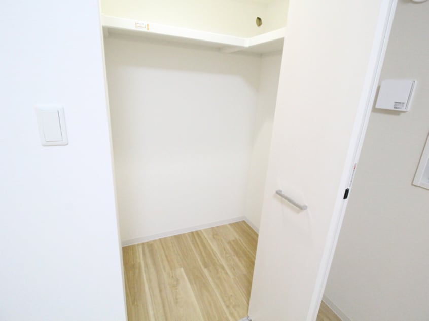 収納 グリーナリー江坂公園