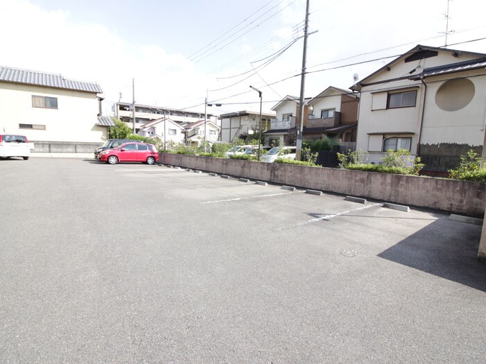 駐車場 ライトハウス