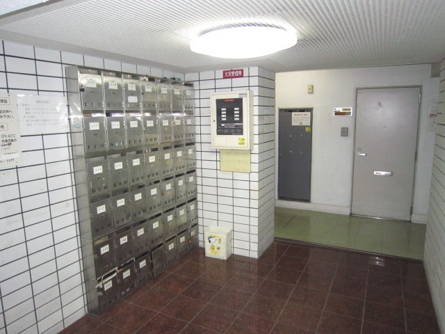 エントランス部分 シャト－第２神戸