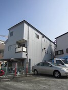 グランディまどかの外観