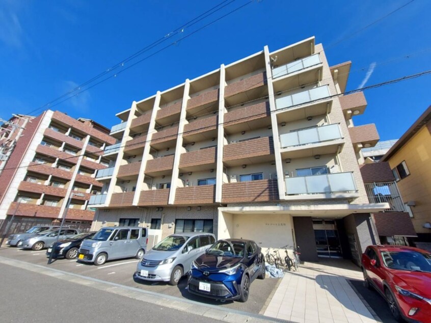 外観写真 プレコート上鳥羽