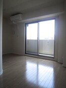 居室 プレコート上鳥羽
