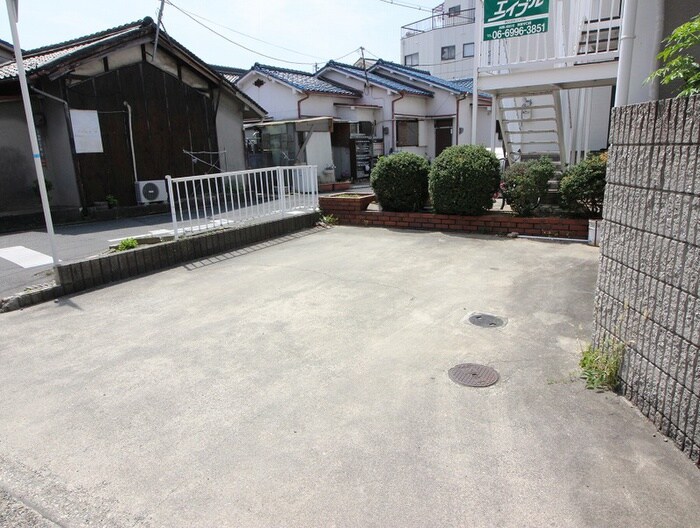 駐車場 サンライフ鶴見