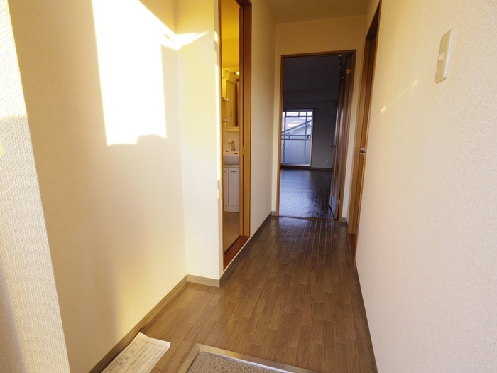 玄関 コモドＥＮＯＫＩ