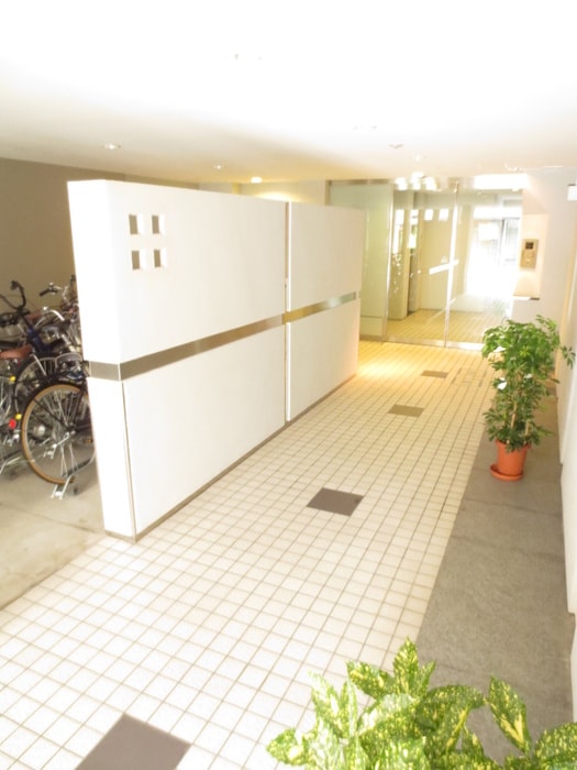 エントランス部分 エベンエゼル三条