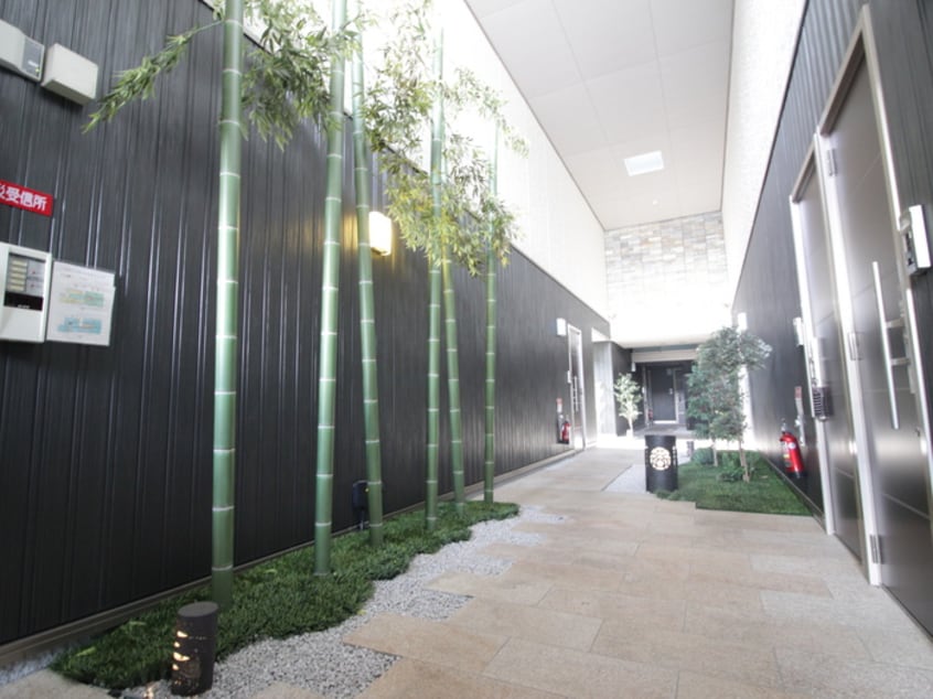 エントランス部分 シャーメゾンＫｏｊｉｍａ