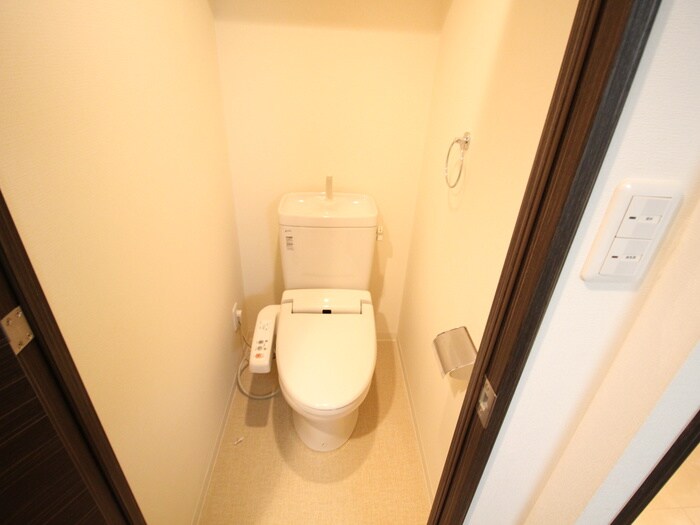 トイレ ジュネーゼみなと弁天町(505)