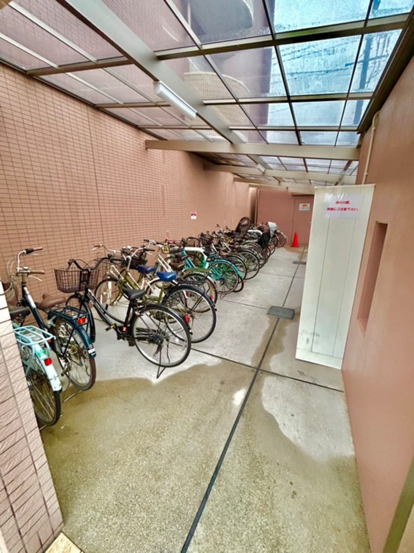 駐輪場 ジョイフル寿