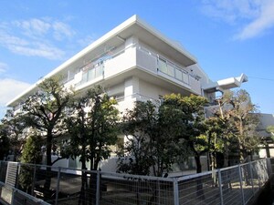 箕面エメラルドハイツ