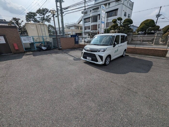 駐車場 ファ－ストパレス