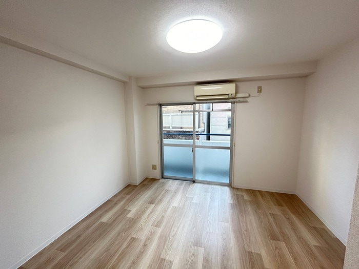 居室 兵一鳴尾ビル