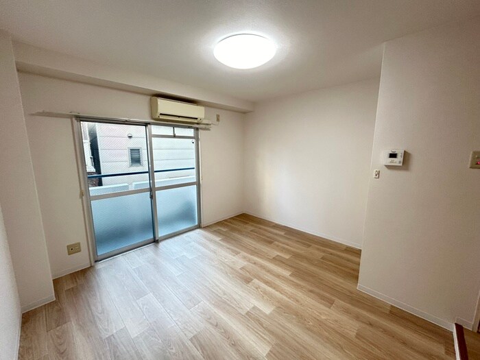 居室 兵一鳴尾ビル