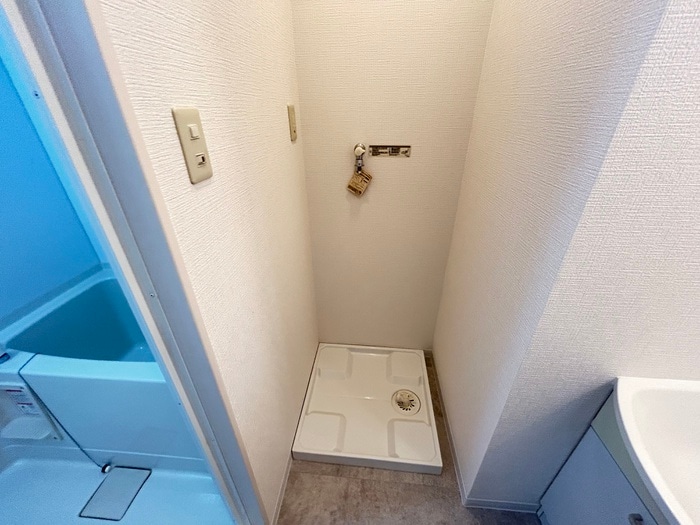 洗濯機置場 兵一鳴尾ビル