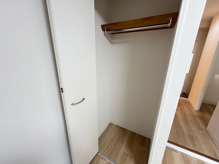 収納 兵一鳴尾ビル