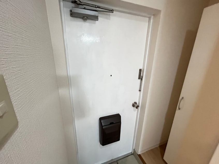 玄関 兵一鳴尾ビル