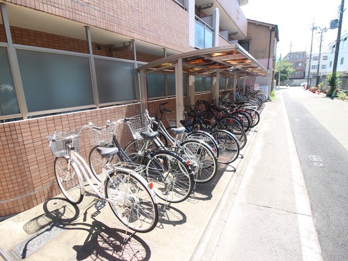 駐輪場 グランディヨン百万遍