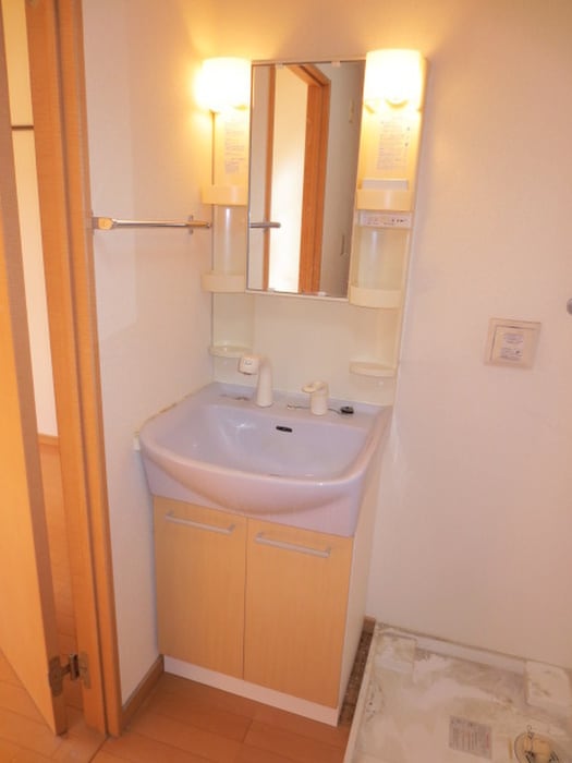 洗面 ソワサント上の丸