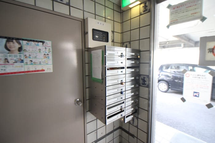 エントランス部分 エレガンス松本２号館