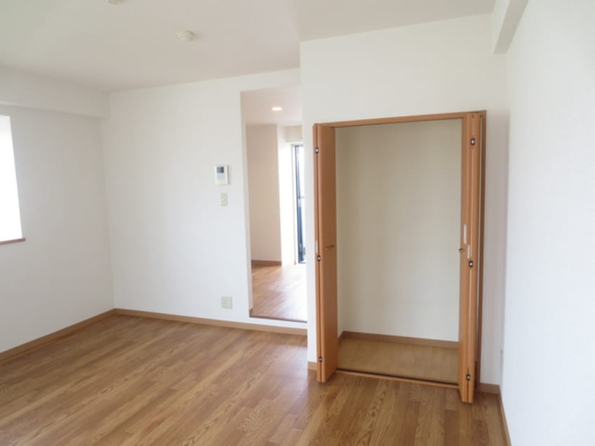 収納 兵一広島ビル