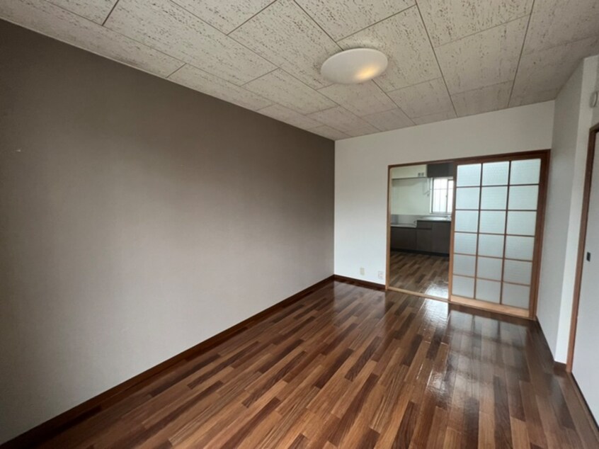 居室 サニーハイツ