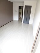 居室 Radier MARU.T