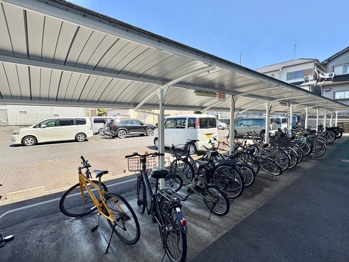 駐輪場 Radier MARU.T