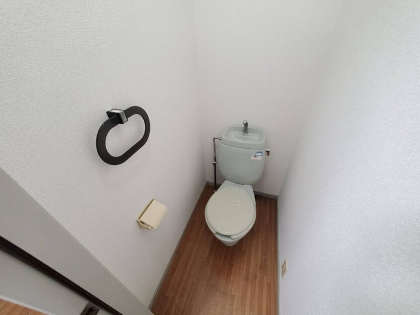 トイレ エイトハウス