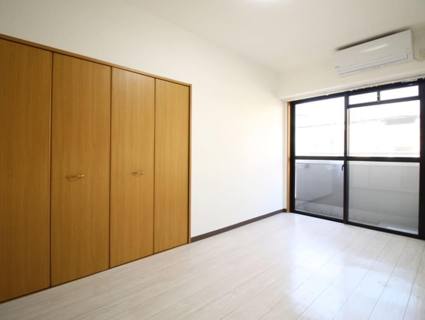 居室 パレスサイト