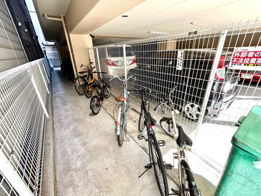 駐輪場 グレース黒崎