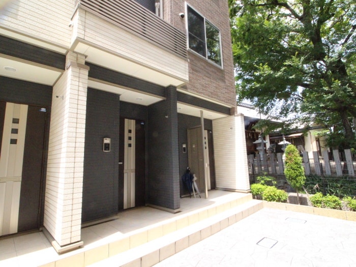 エントランス部分 プレジール