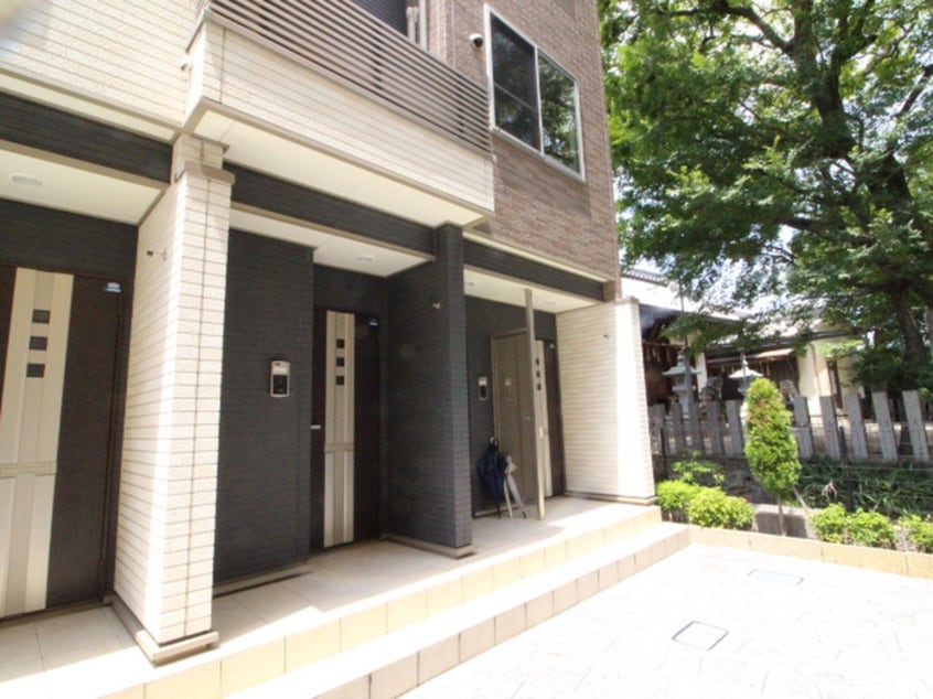 エントランス部分 プレジール