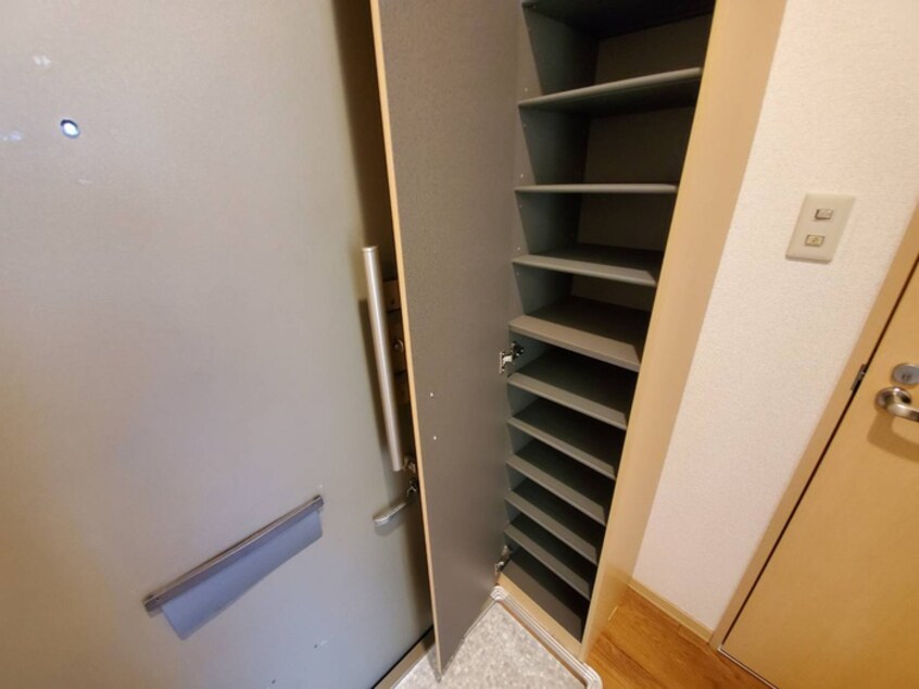 靴箱 カ－サ・エスペランサ