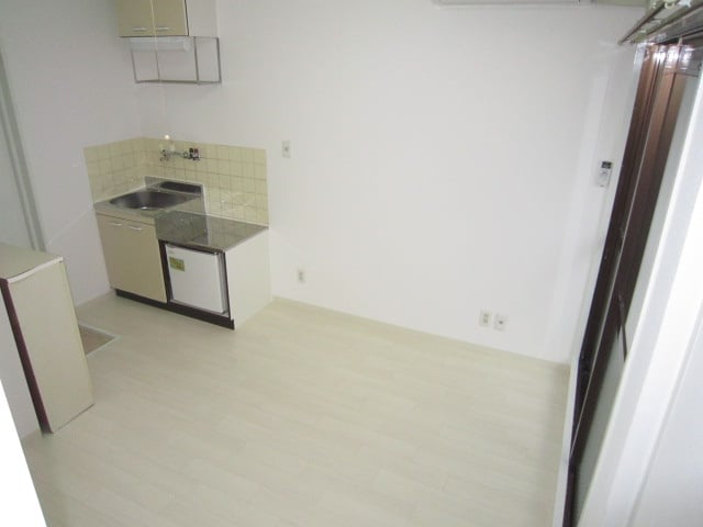 居室 リオーラ神戸