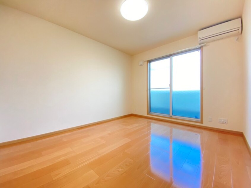 居室 STUDIO1003