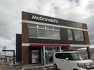 マクドナルド　栗東パワーコメリ店(ファストフード)まで500m コンフォール